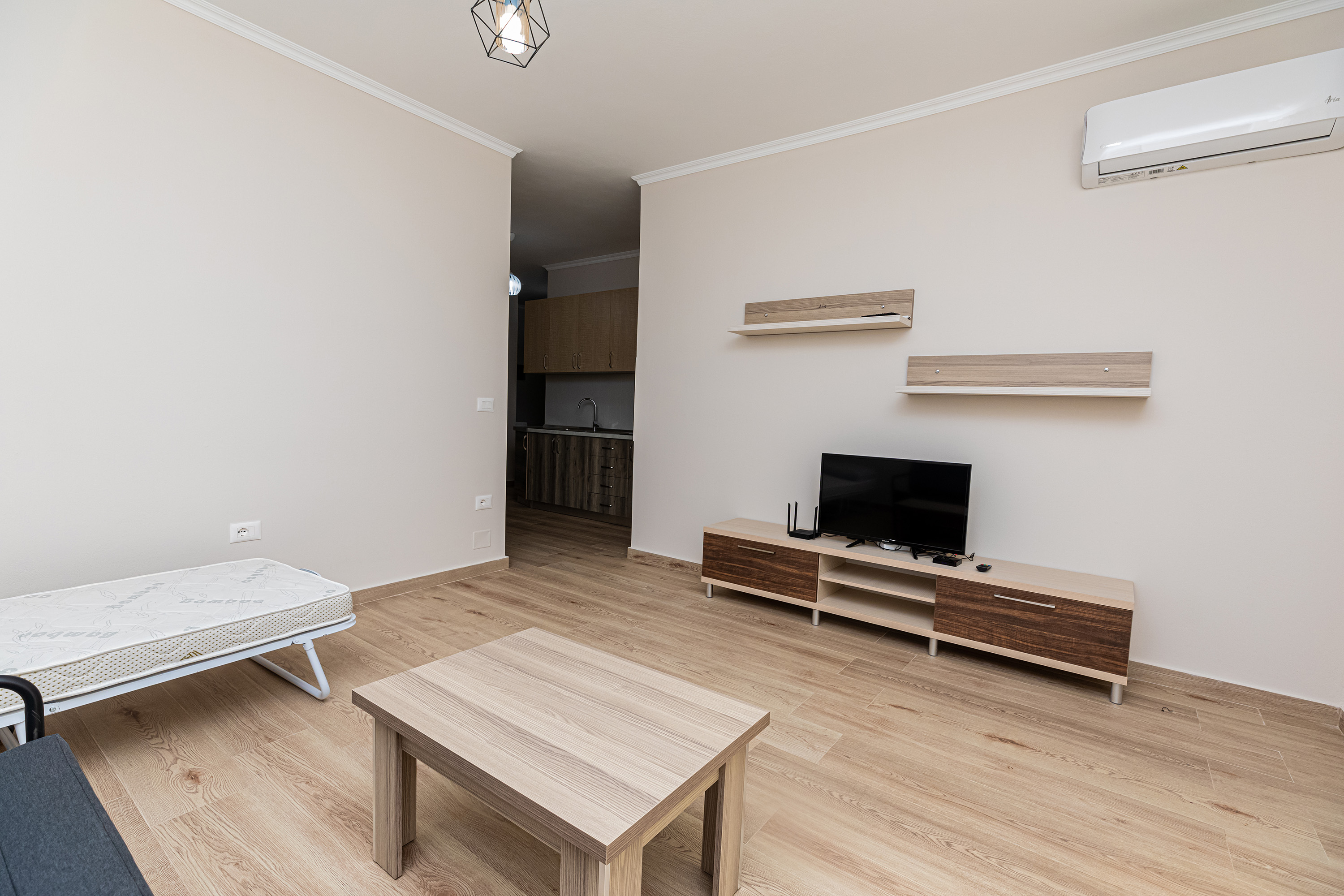 Apartment Photo 4